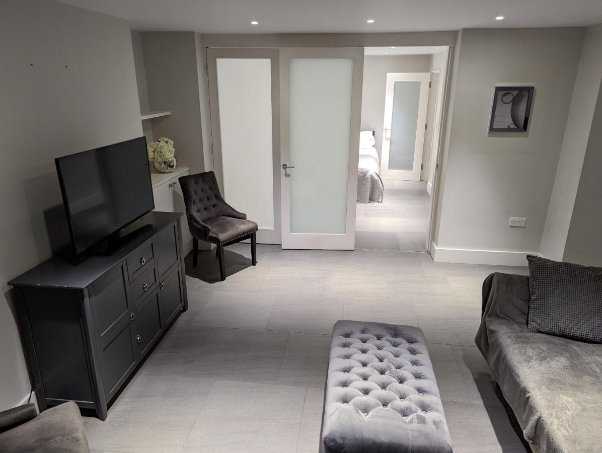Basement Apartment In Central Bath Luaran gambar