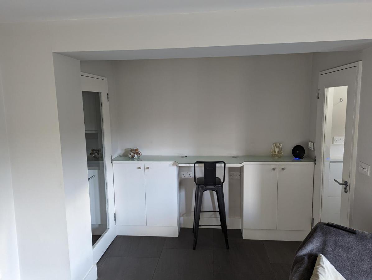 Basement Apartment In Central Bath Luaran gambar